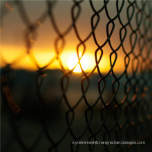 China Manufacturer Chain Link Fence